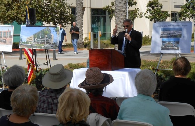 Don Steuer, Chief Operating Officer of San Diego County, addressing the attendees.